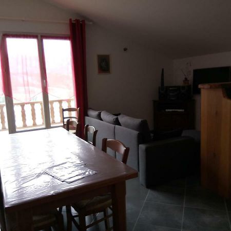 Les Logis De Lucie Apartment Selonnet ภายนอก รูปภาพ
